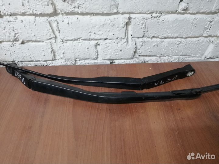 Поводок дворника Acura Mdx YD2 3.7 2008