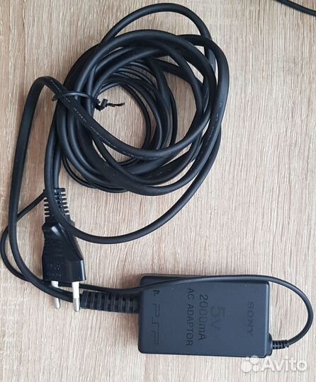 Зарядное устройство для PSP