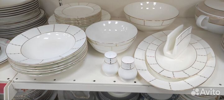 Столовый сервиз новый