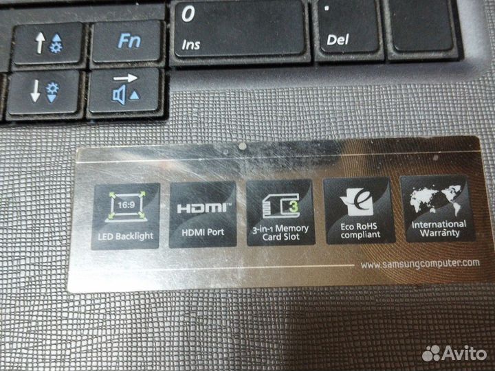 Ноутбук Самсунг r528