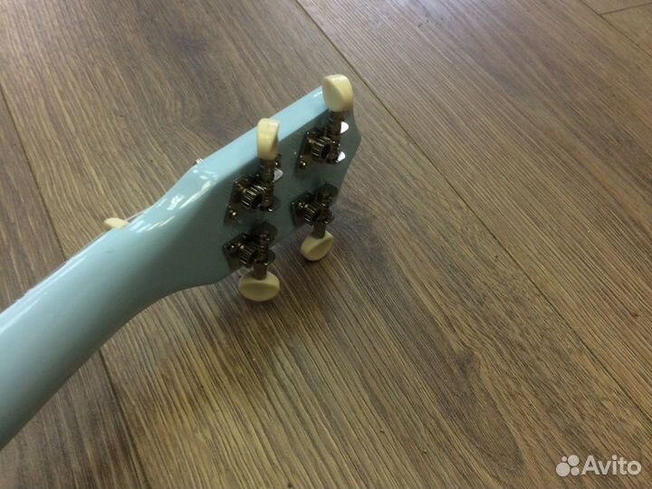 Укулеле сопрано нежно голубая новая