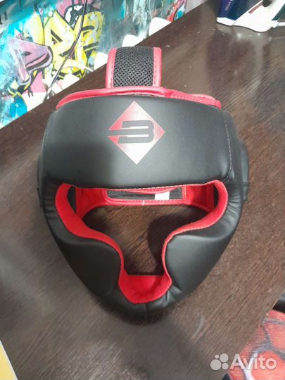 Шлем боксерский BoyBo