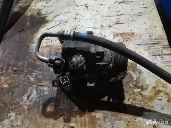 Toyota corolla e 120 2004г.в