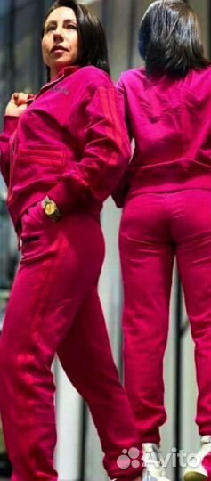 Костюм спортивный