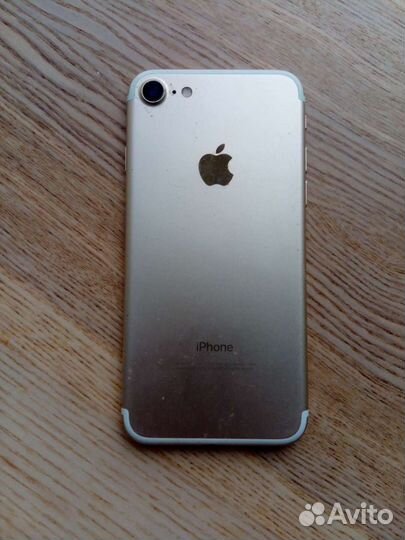 iPhone 7, 32 ГБ
