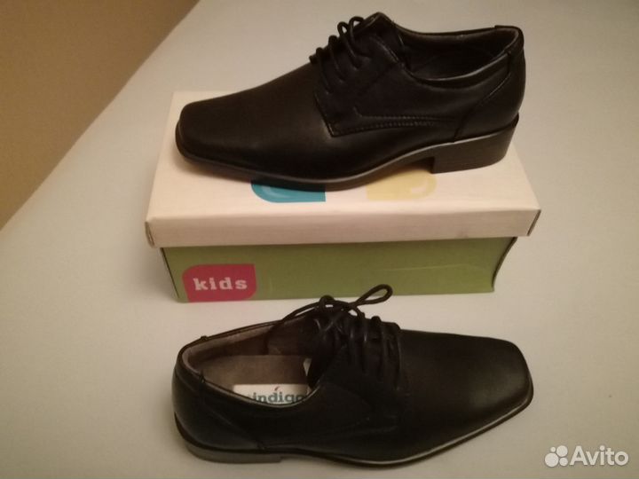 Школьные туфли