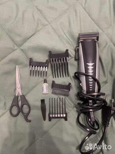 Машинка для стрижки волос профессиональная