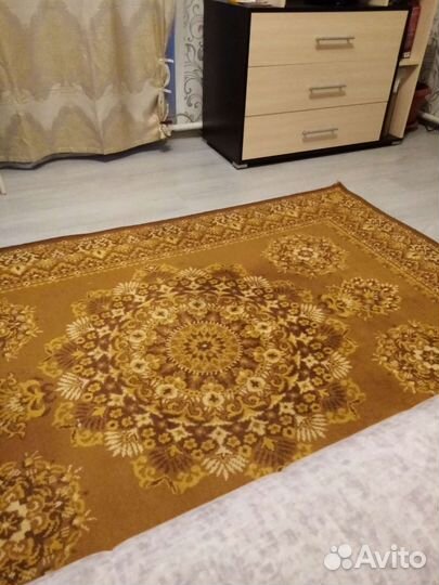 Ковер нат. шерсть, б/у