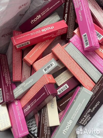 Блеск для губ rhode