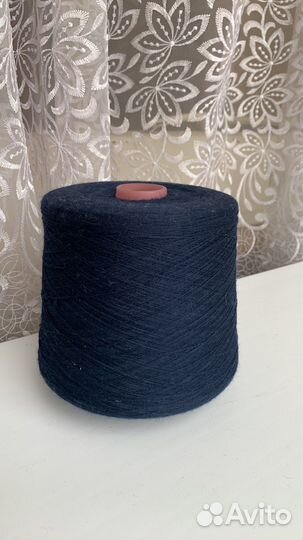 Ассорти пряжи для вязальной машины