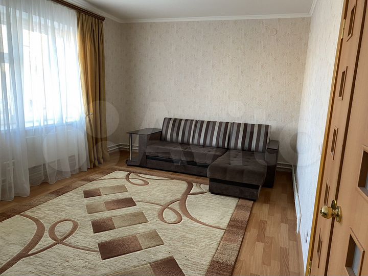 2-к. квартира, 64 м², 4/9 эт.