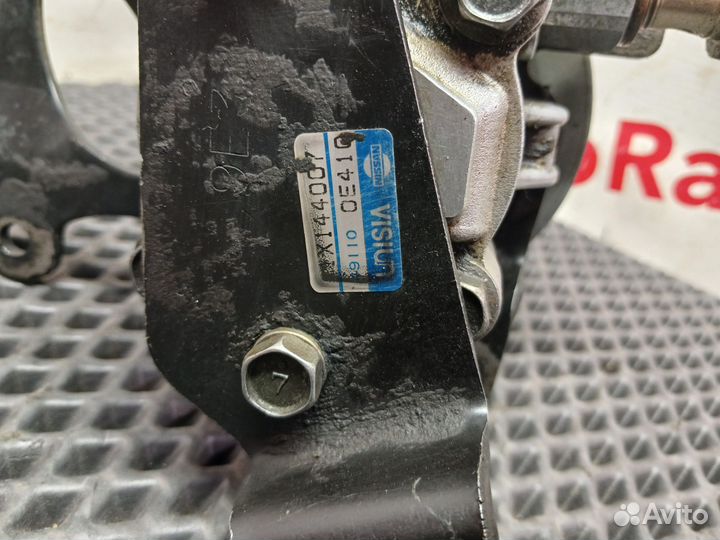 Насос гур Nissan Bluebird U13 CD20