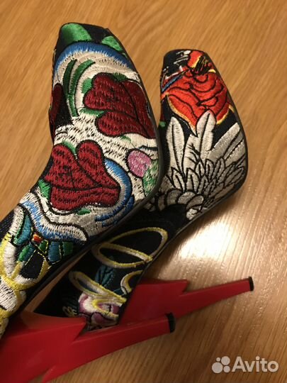 Продам шикарные туфли