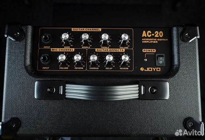 AC-20 Комбоусилитель для акустической гитары, 20Вт