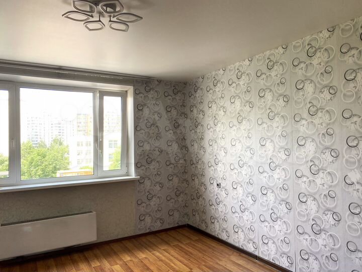 2-к. квартира, 57 м², 3/9 эт.