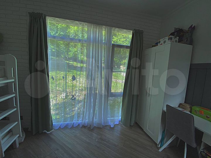 Дом 100 м² на участке 6 сот.