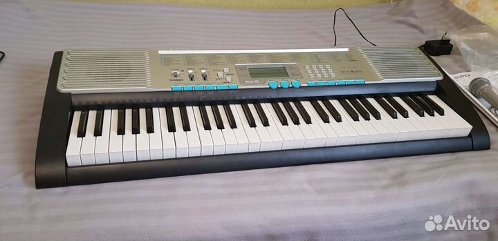 Синтезатор Casio lk-220