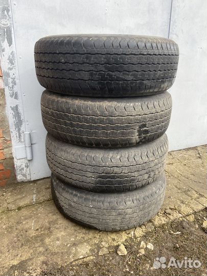 Bridgestone Dueler H/T 265/65 R17