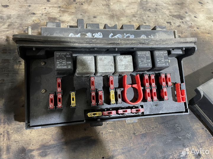 Блок предохранителей ваз 2107