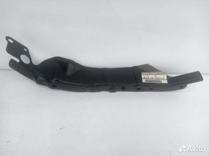 Кронштейн крепления радиатора Nissan Teana J32