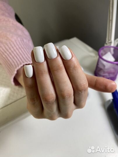 Маникюр Брови