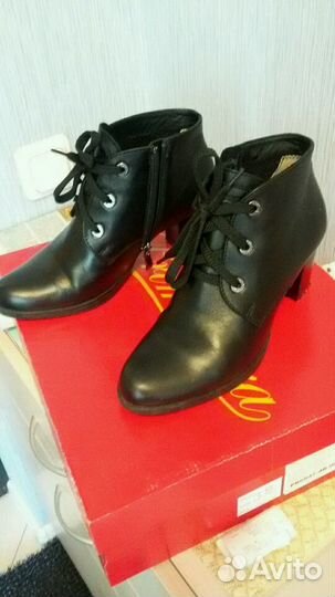 Новые Ботинки кожа 38