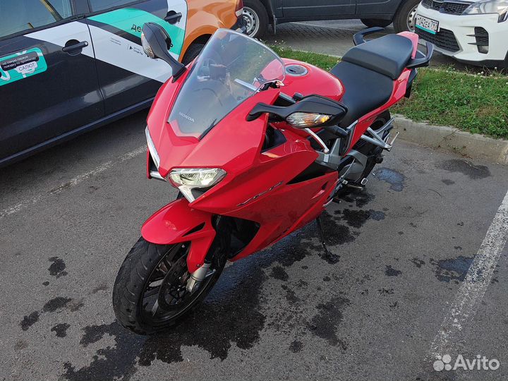 Honda Vfr800 vtec 2015