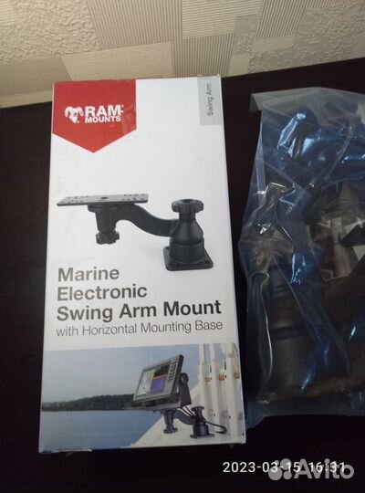 Кронштейн RAM для эхолотов Lowrance,Garmin Наличие