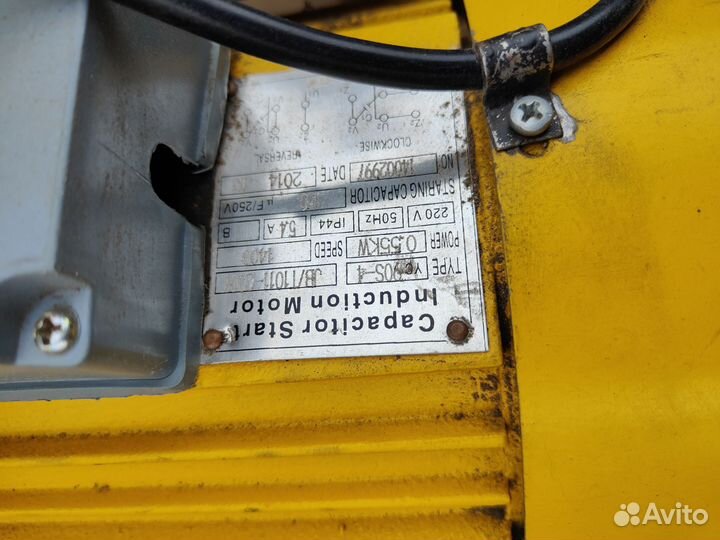 Доильный аппарат для коров 