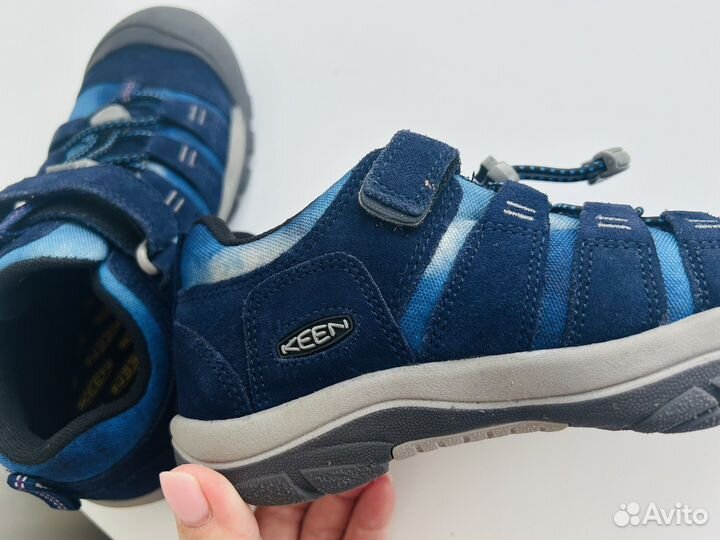 Кроссовки keen для мальчика 35