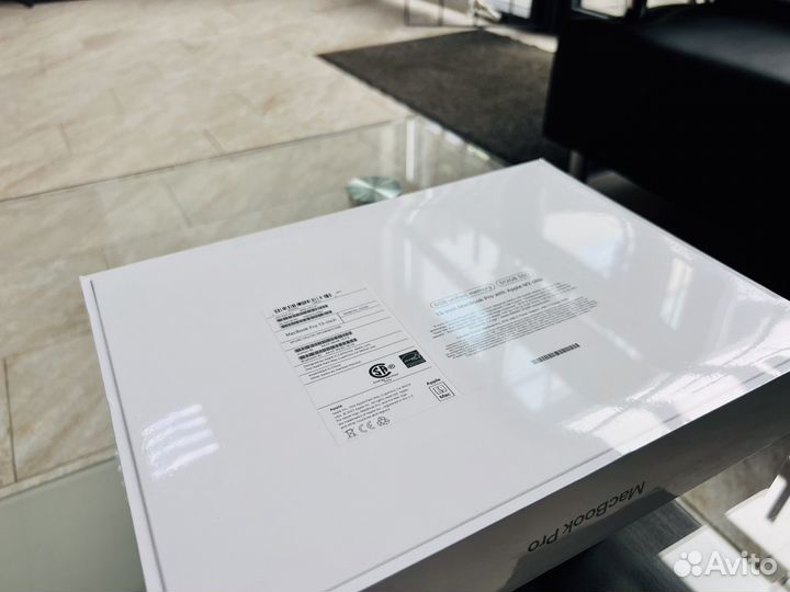 Macbook Pro M2 2022 8/512Gb