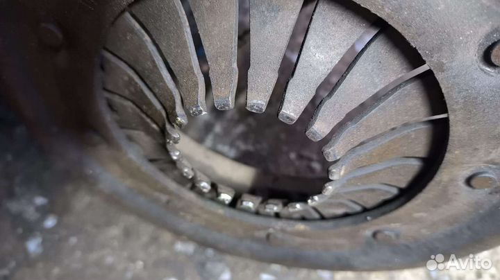 Корзина сцепления Audi 100c4 2.3 MF240