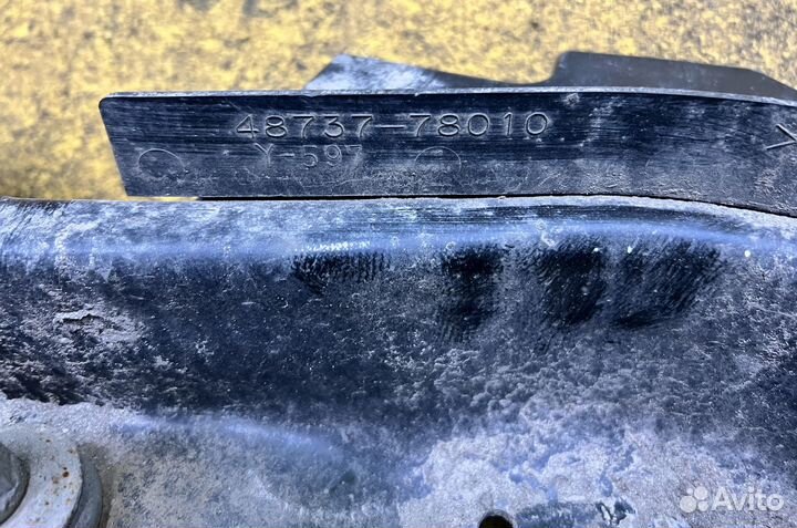 Поперечный рычаг правый задний lexus NX