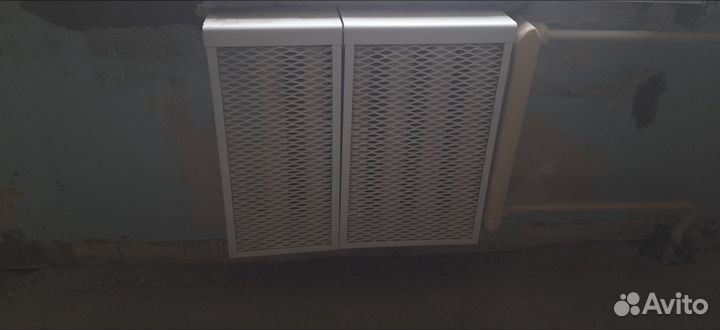 Декоративный кожух на чугунные батареи