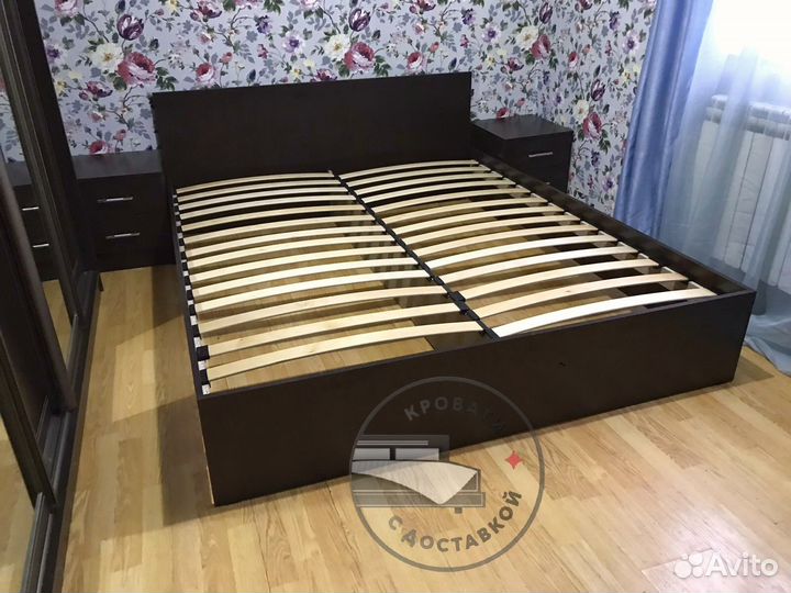 Кровать двуспальная