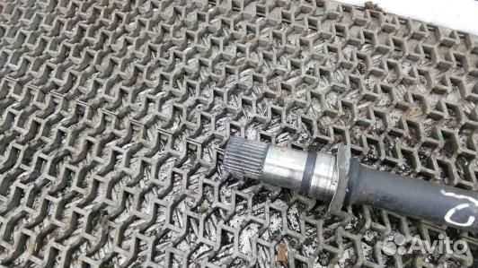 Привод передний правый mazda 6 1 (EDN22N101)