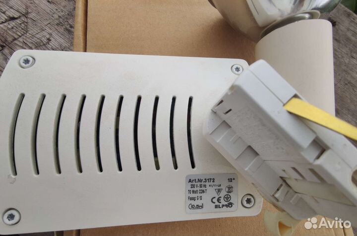 Светильник потолочный точечный