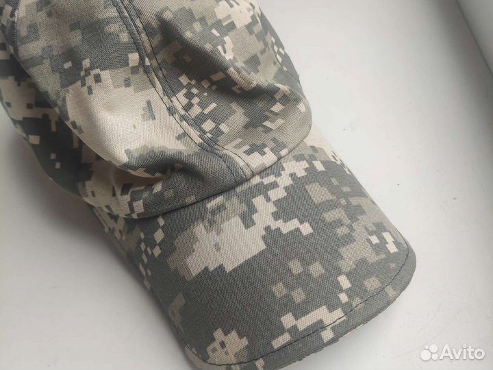 Кепка светло серая цифра