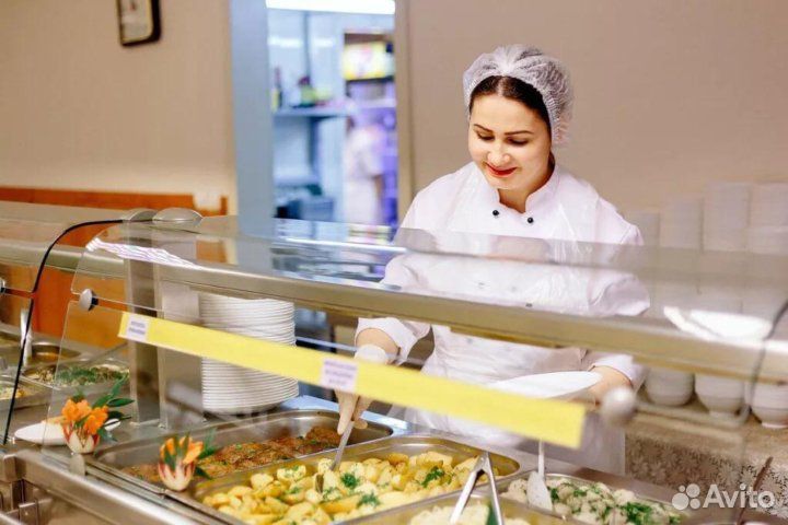 Раздатчица на фабрику кухни