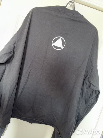 Лонгслив ERD DIE IN BED scally