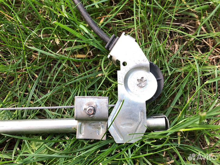 Механический стеклоподъемник левый ваз-2108