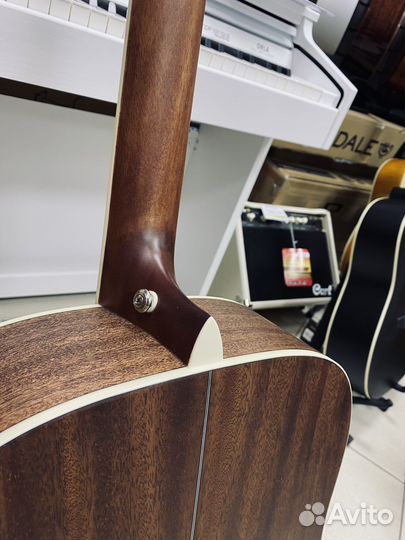 Гитара из массива Crafter