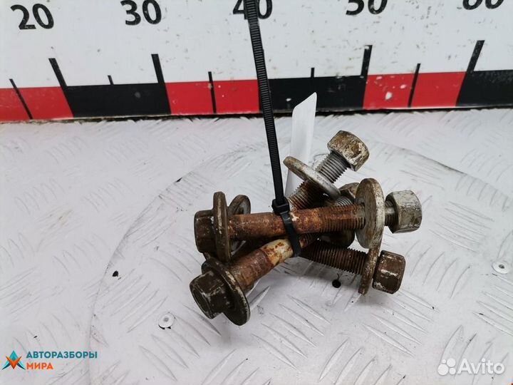 Болт Audi Q7 4L 2007 WHT001833