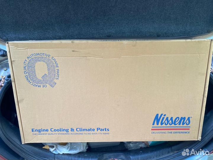 Радиатор кондиционера Toyota avensis, corolla