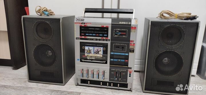 Магнитофон Комета 225