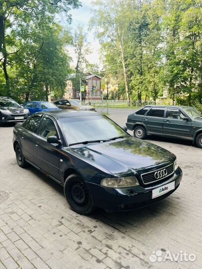 Audi A4 1.8 МТ, 1998, 373 857 км