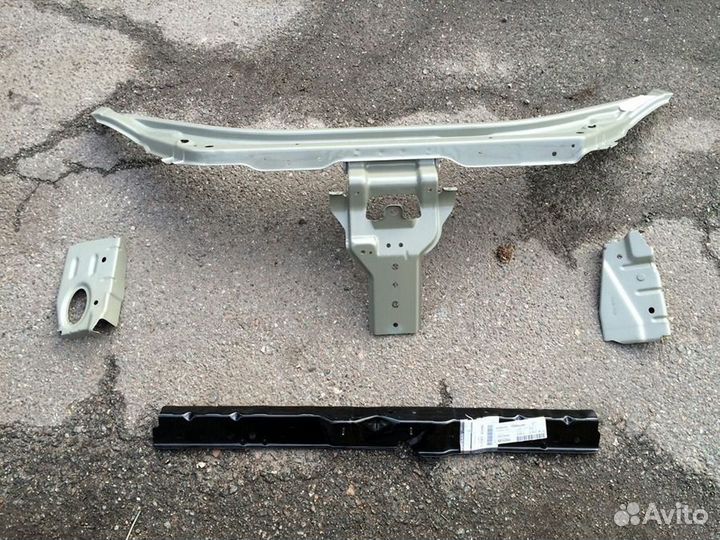 Передняя панель Телевизор Ниссан Альмера g15 12-нв