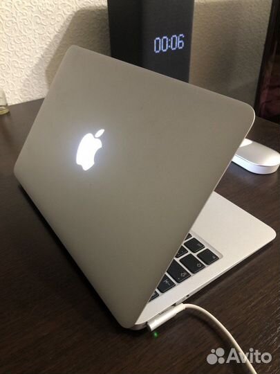 Macbook Air 11 2010