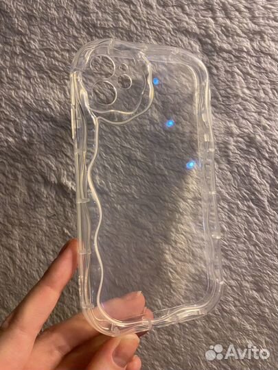 Чехлы на iPhone 11