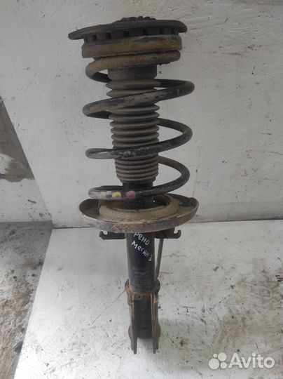 Амортизатор передний Renault Megane 3